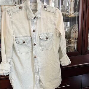 Current Elliott Size O Cream Button-Up Shirt with Pockets!